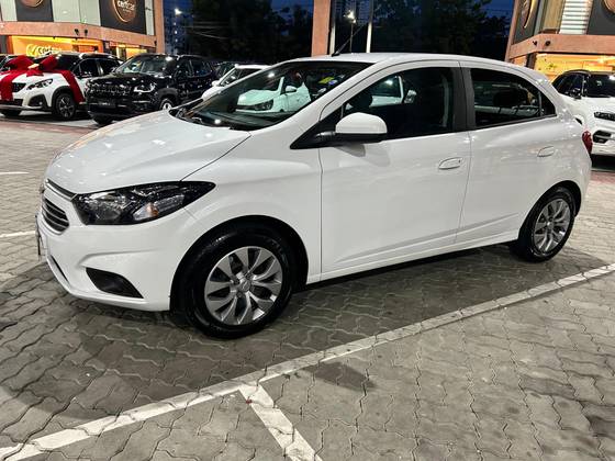 CHEVROLET ONIX 1.4 MPFI LT 8V FLEX 4P AUTOMÁTICO
